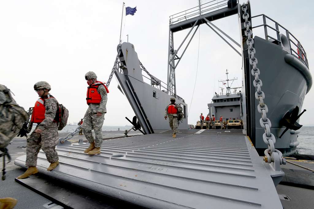 Soldiers depart U.S. Army landing craft utility ship - PICRYL Public