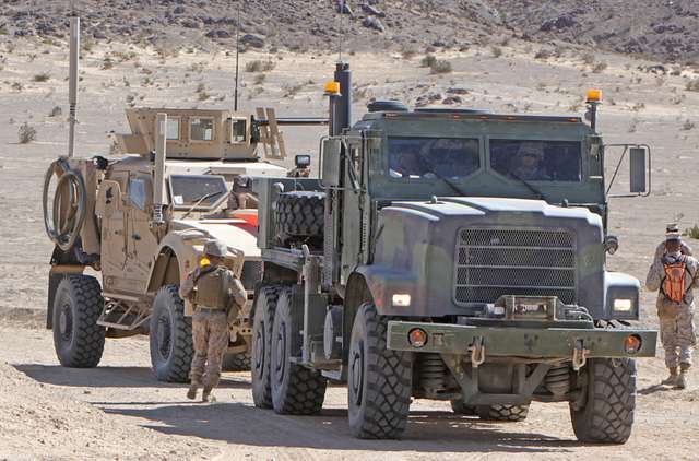 A convoy from Combat Logistics Battalion 6, 2nd Marine - NARA & DVIDS ...