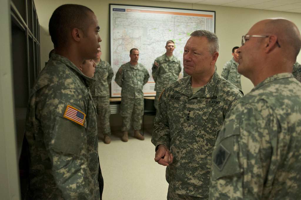 U.S. Army Gen. Frank J. Grass, center, the chief of - NARA & DVIDS ...