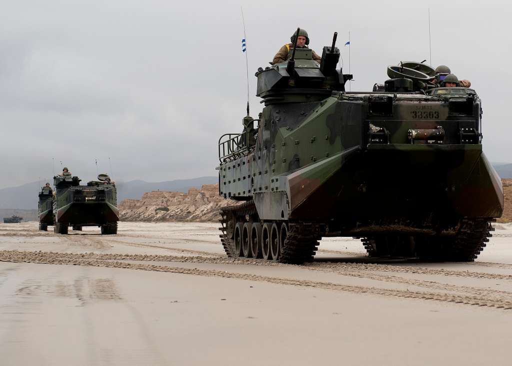 Marine Corps amphibious assault vehicles simulate a - PICRYL Public