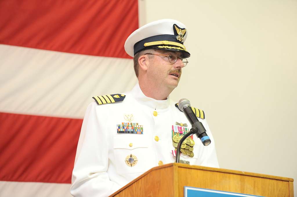 Admiral Vern Clark, Chief of Naval Operations, addresses attendees