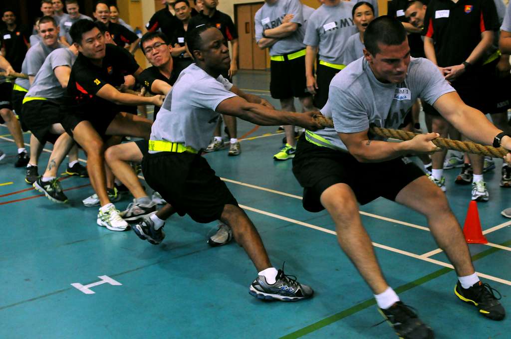 Soldiers from the U.S. Army and Singapore Armed Forces - PICRYL Public ...