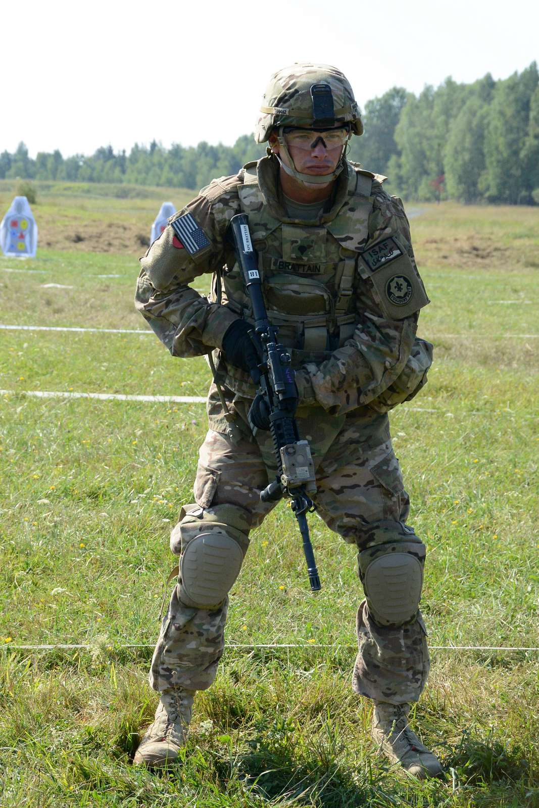 A U.S. Army soldier, assigned to 2d Squadron, 2d Cavalry - NARA & DVIDS ...