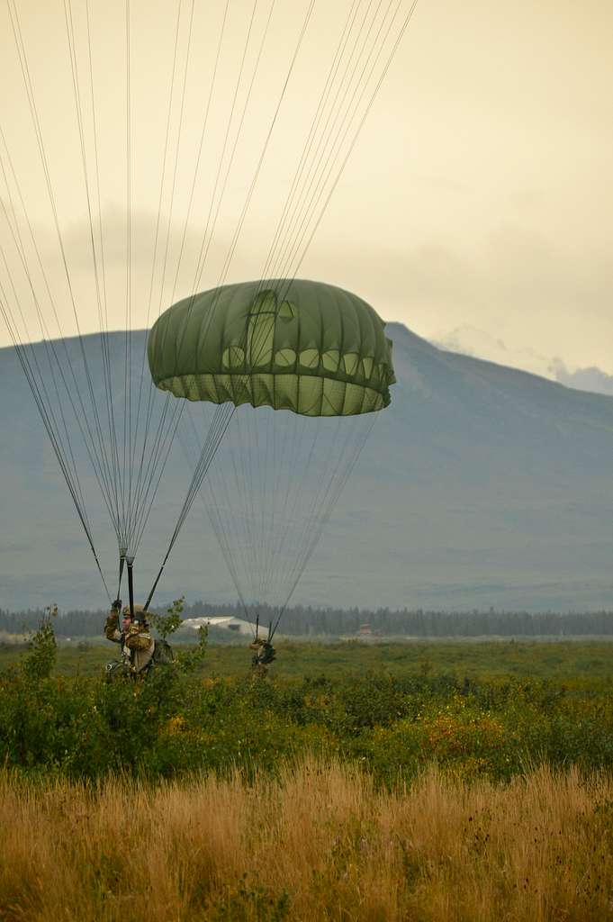 Joint Terminal Attack Controllers Land At The Drop - NARA & DVIDS ...