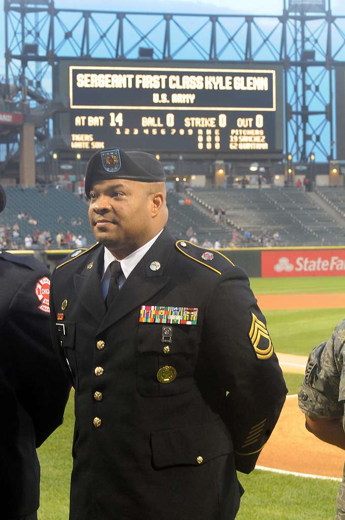 DVIDS - Images - Chicago White Sox honors two local servicemembers