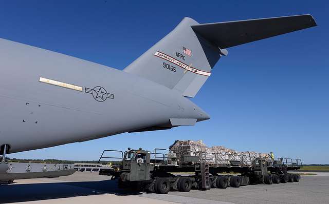 Palletized cargo is loaded in to a C-17A Globemaster - PICRYL - Public ...