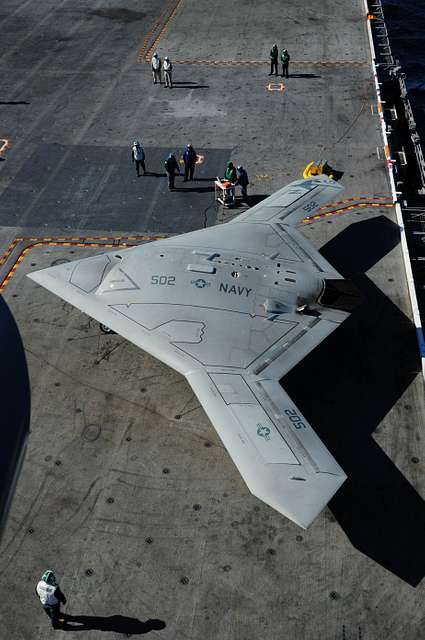 The X-47B Unmanned Combat Air System Demonstrator (UCAS-D) - PICRYL ...