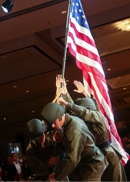 DVIDS - Images - Flag-holding Ceremony at Kansas City Chiefs Salute to  Service Game [Image 2 of 8]