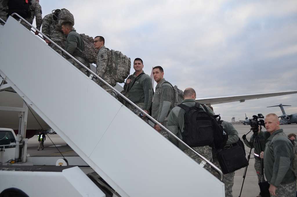 10th AAMDC Soldiers leave for air defense mission in Turkey - NARA ...