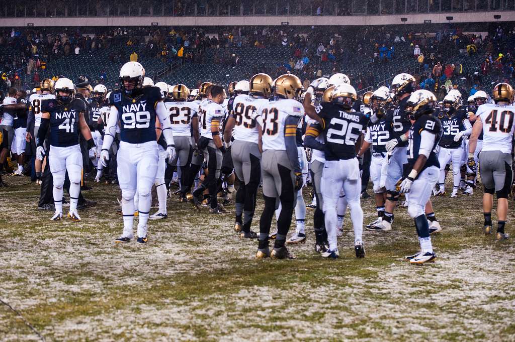 Army Chief of Staff Attends 114th Army-Navy Game, Article