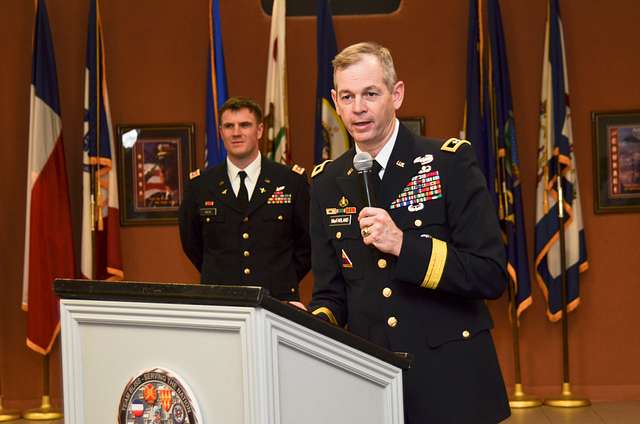 Army football will wear uniforms honoring Fort Bliss' 1st Armored