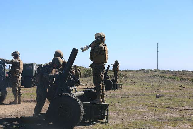 DVIDS - Images - Padres Visit 3rd MAW Marines at Miramar [Image 2