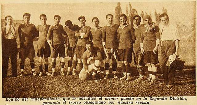 Ferro equipo 1928. Football team group portrait, South America - PICRYL -  Public Domain Media Search Engine Public Domain Image