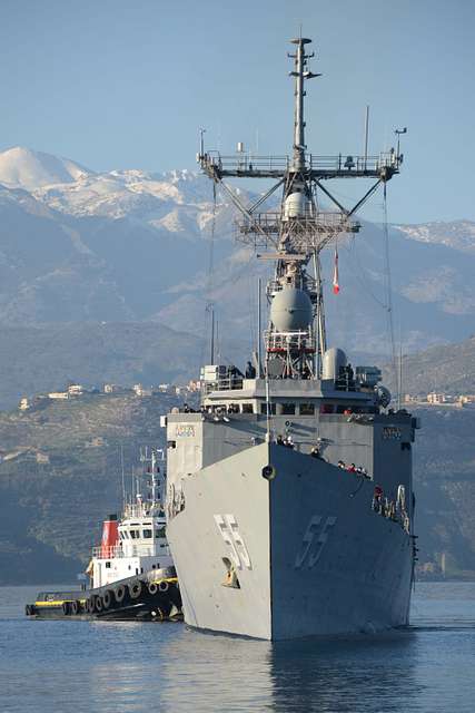 The Oliver Hazard Perry-class guided-missile frigate - NARA & DVIDS ...