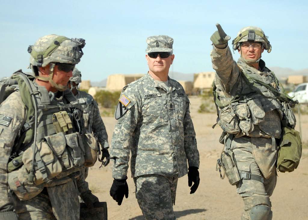 Col. Steve Gilland (right), commander of the 1st “Ironhorse” - PICRYL ...