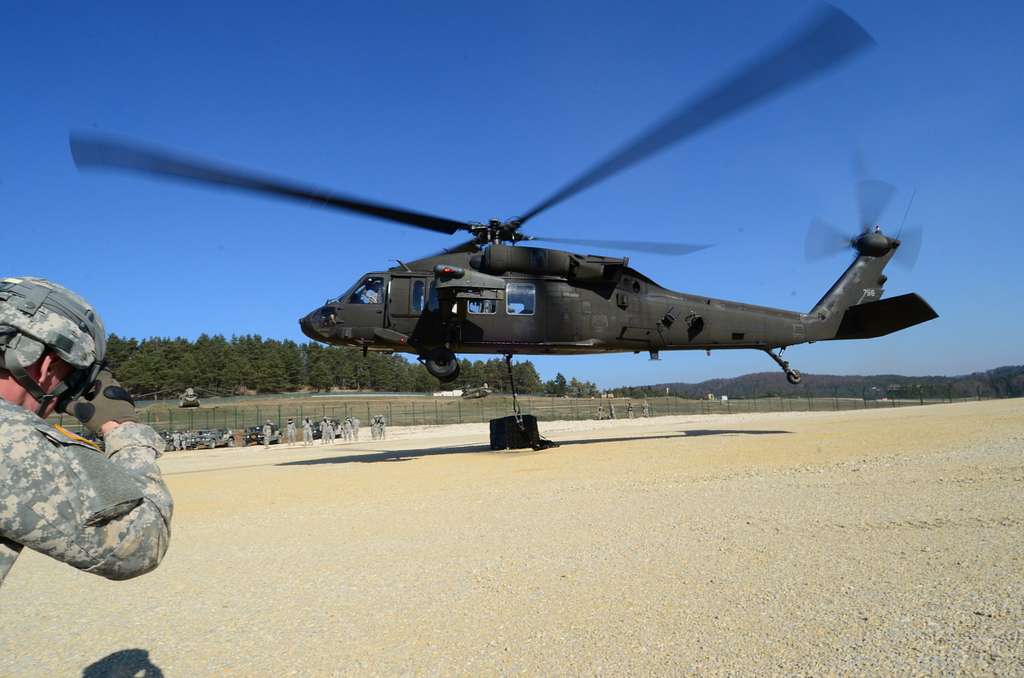 An U.S. Army UH-60 Black Hawk utility helicopter prepares - PICRYL ...