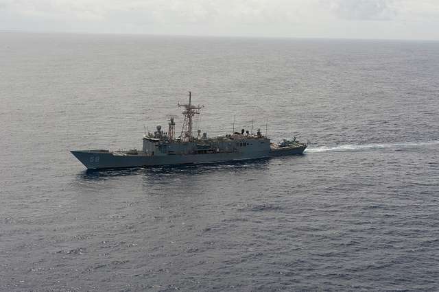 The Guider-missile Frigate USS Samuel B. Roberts (FFG - PICRYL - Public ...