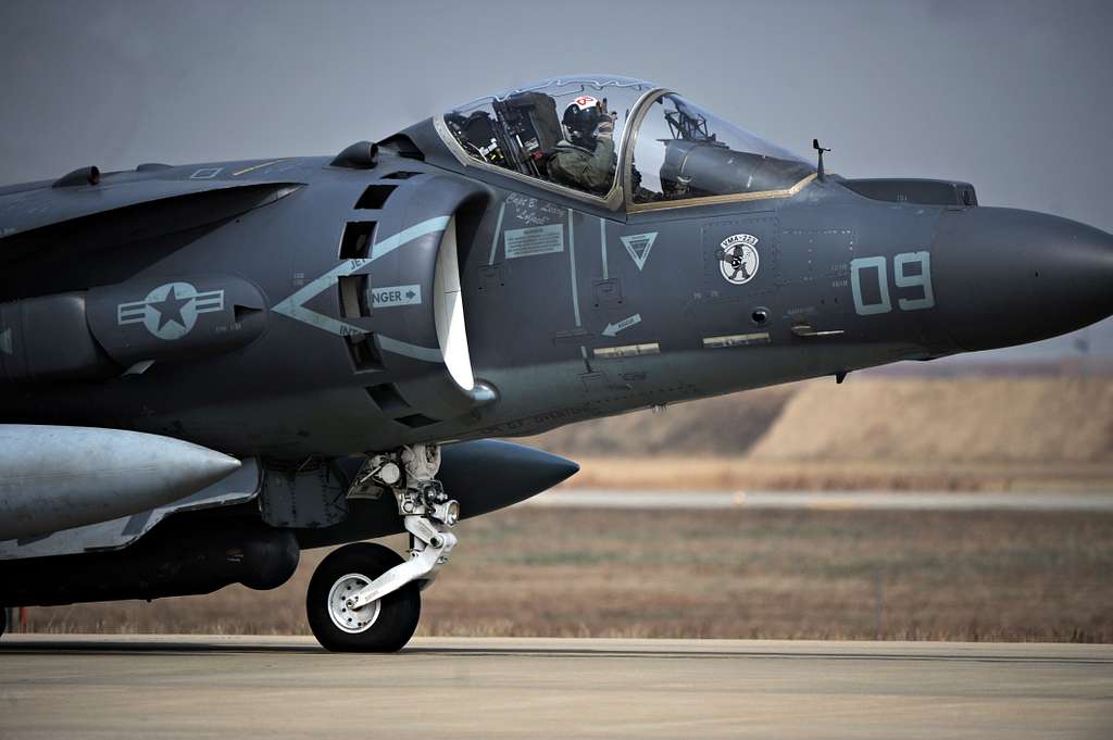 A Marine AV-8B Harrier Prepares For Takeoff On Osan - NARA & DVIDS ...