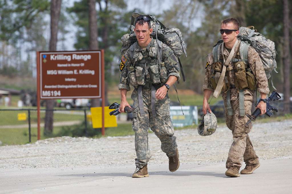 U.S. Army Sgt. 1st Class Timothy Briggs and U.S. Marine - NARA & DVIDS ...