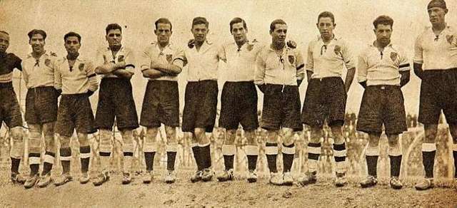 Racing Club 1913. Football team group portrait, South America - PICRYL -  Public Domain Media Search Engine Public Domain Search