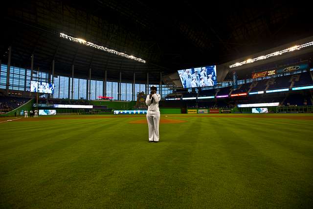 Atlanta Braves mascot, Homer, walks onto the field - PICRYL - Public Domain  Media Search Engine Public Domain Image