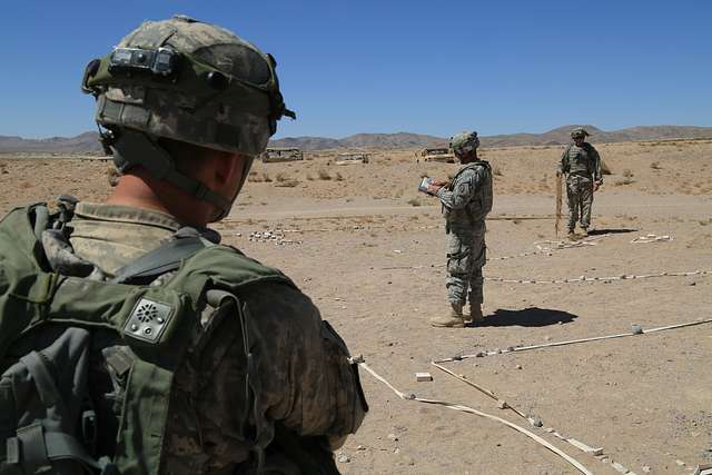 U.S. Army Soldiers From The 2nd Brigade, 25th Infantry - NARA & DVIDS ...