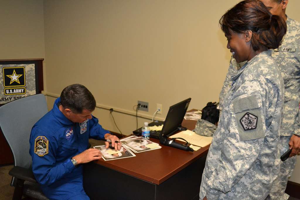 NASA Astronaut And Army Col. Robert S. "Shane" Kimbrough - PICRYL ...