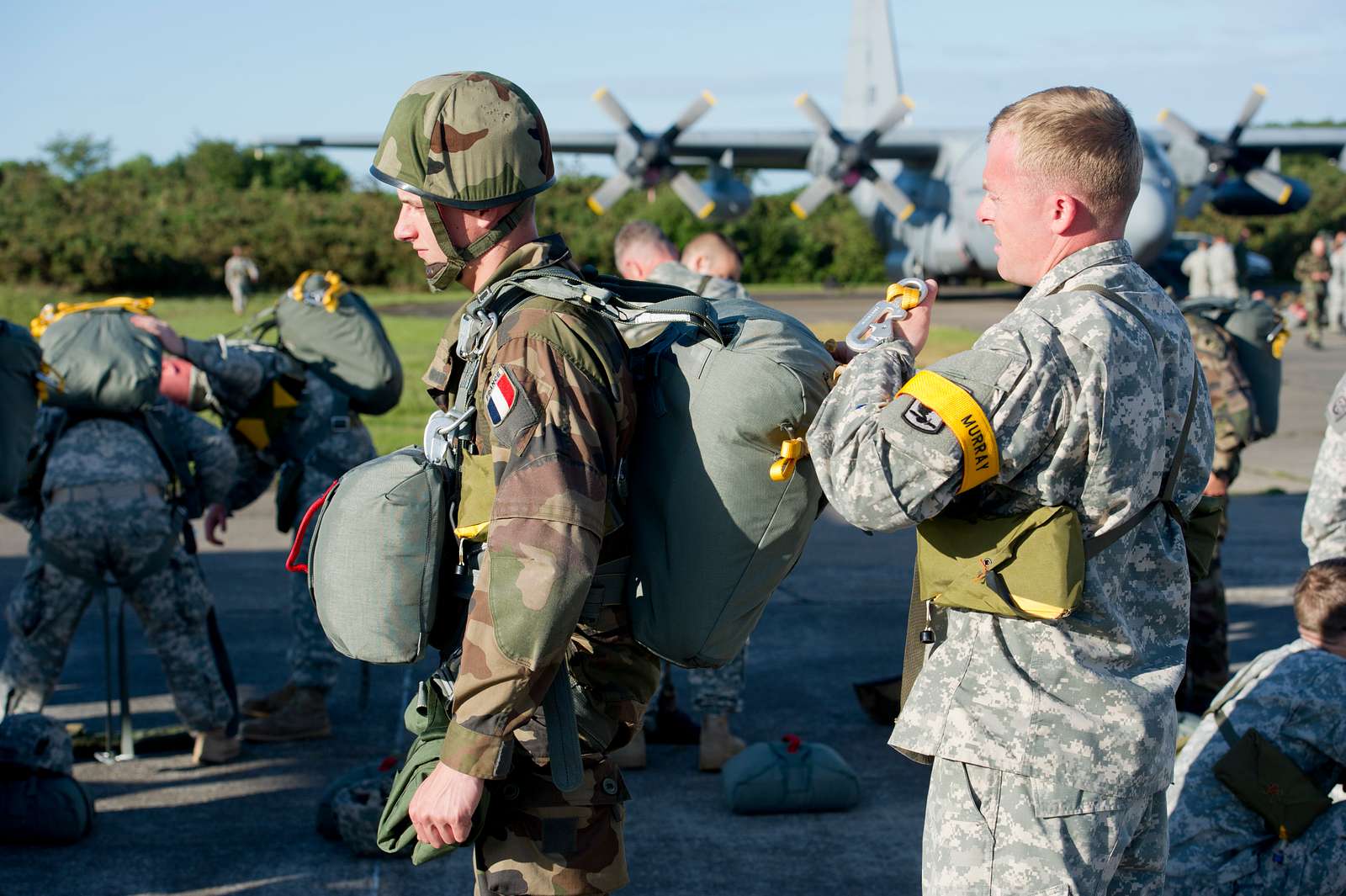 An U.S. Army Paratrooper From The 173rd Airborne Battalion - NARA ...