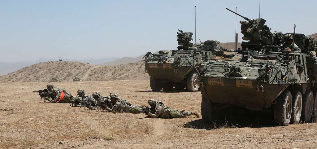 U.S. Army Soldiers from Charlie Company, 4th Battalion, - NARA & DVIDS ...