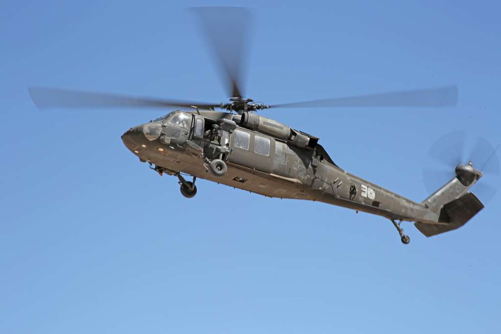 An U.S. Army UH-60 Black Hawk helicopters transport - PICRYL Public ...