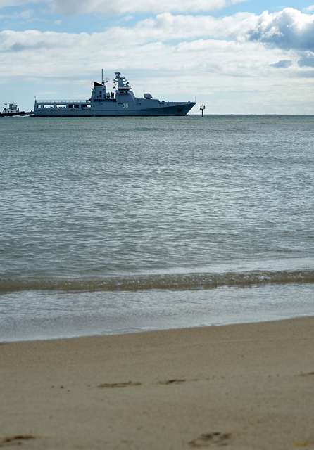 The Royal Brunei Navy Offshore Patrol Vessel KDB Darussalam - NARA ...