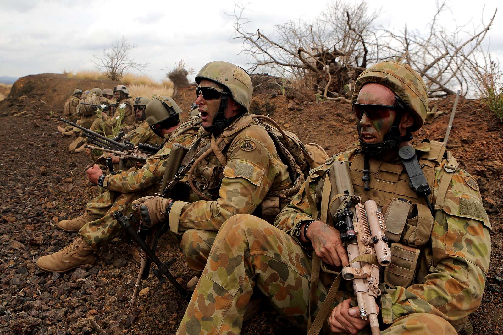 An Australian Army Soldier With The 5th Royal Regiment - NARA & DVIDS ...