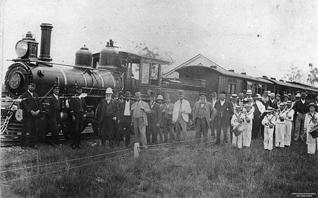 107 4 4 0 Locomotives Image: PICRYL - Public Domain Media Search Engine  Public Domain Search}