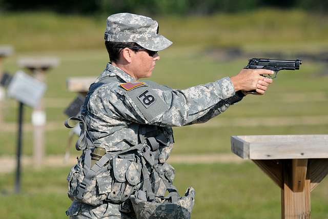 DVIDS - News - Army Reserve Soldier receives honor at Chicago Cubs