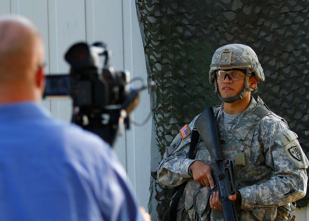 U.S. Marine Sgt. Maj Carlos Ruiz, sergeant major of - PICRYL