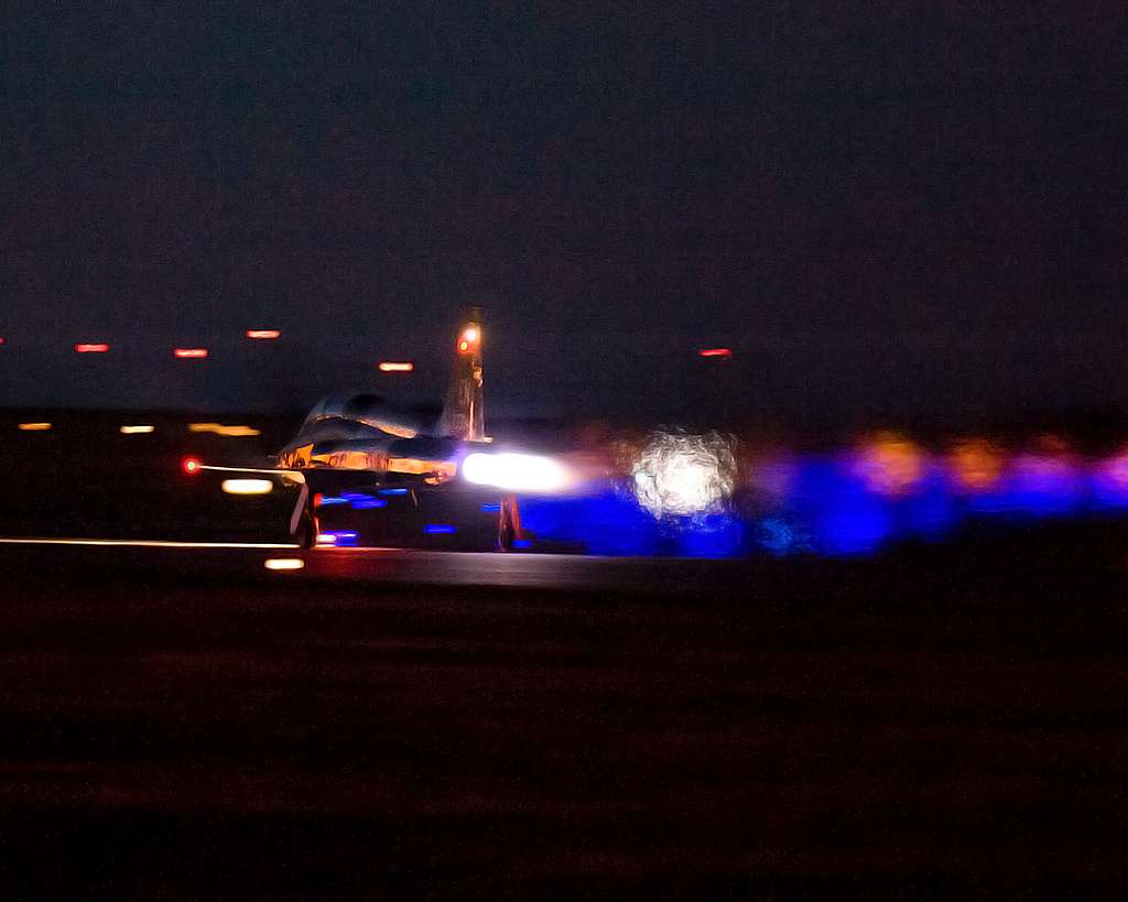 An air crew from the 80th Flying Training Wing, Euro-NATO - PICRYL ...