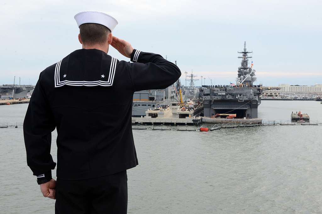 A Sailor aboard the amphibious assault ship USS Bataan - PICRYL Public