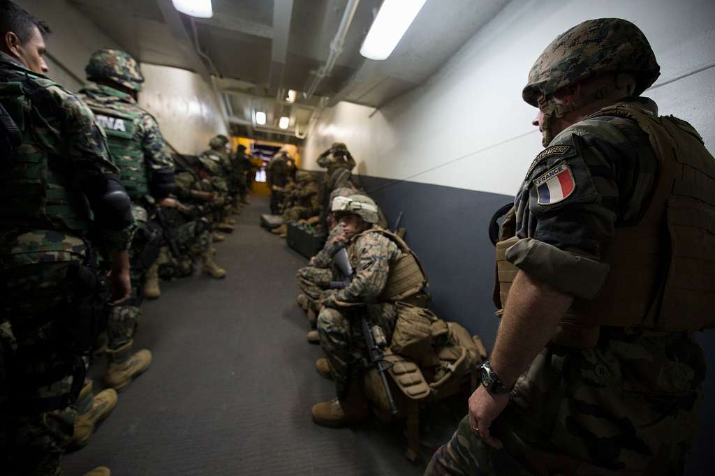 Members of the U.S. Marine Corps, Mexican Naval Infantry - NARA & DVIDS ...