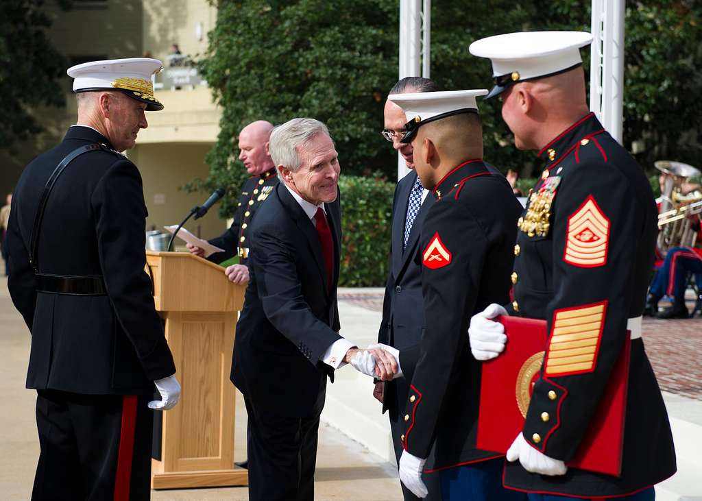 Secretary Of The Navy Ray Mabus Wishes The Marine Corps' - NARA & DVIDS ...