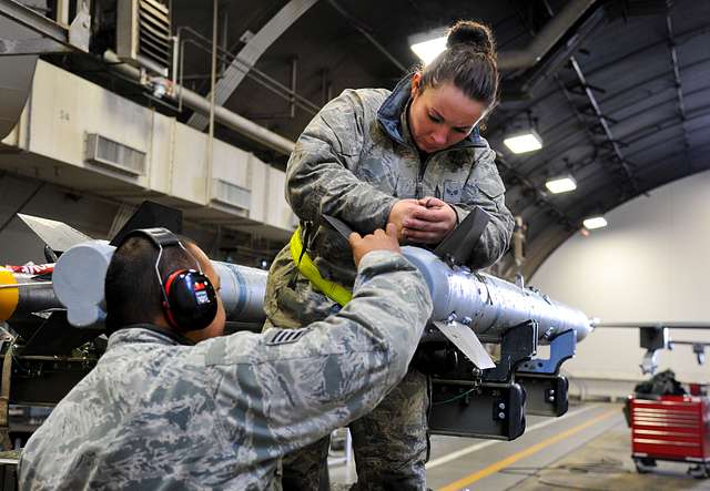 U.S. Air Force Senior Airman Kaitlyn McKenzie, 35th - PICRYL - Public ...