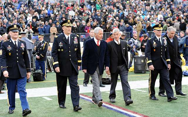 Acting Assistant Defense Secretary for Reserve Affairs Richard O. Wightman  Jr., left, and Estonian Ambassador Eerik