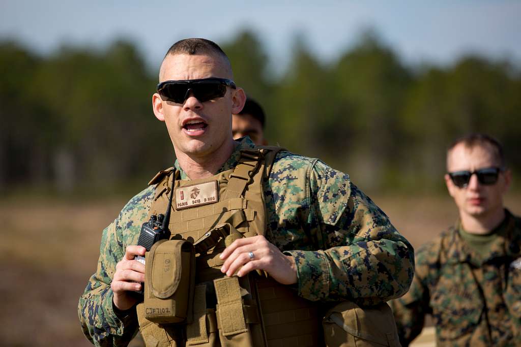 U.S. Marine Corps Warrant Officer Shawn M. Paris, bulk - NARA & DVIDS ...