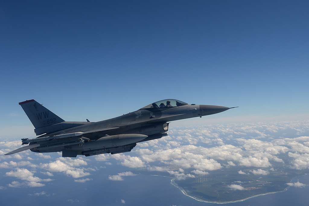 A U.S. Air Force F-16 Fighting Falcon from the 14th - PICRYL Public ...