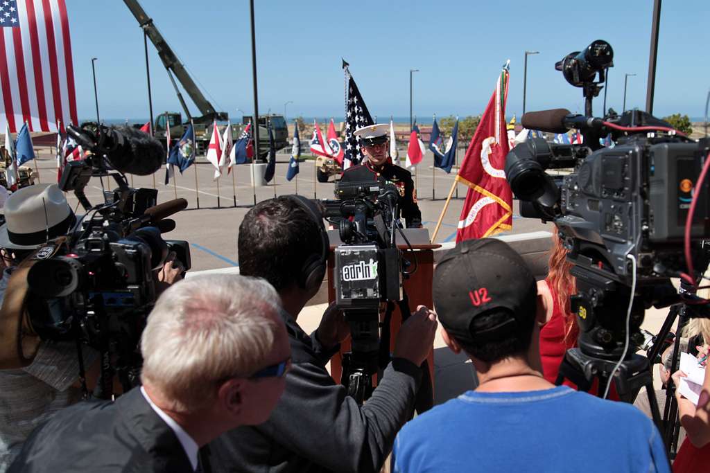 U.S. Marine Corps Gunnery Sergeant Brian C. Jacklin, - NARA & DVIDS ...