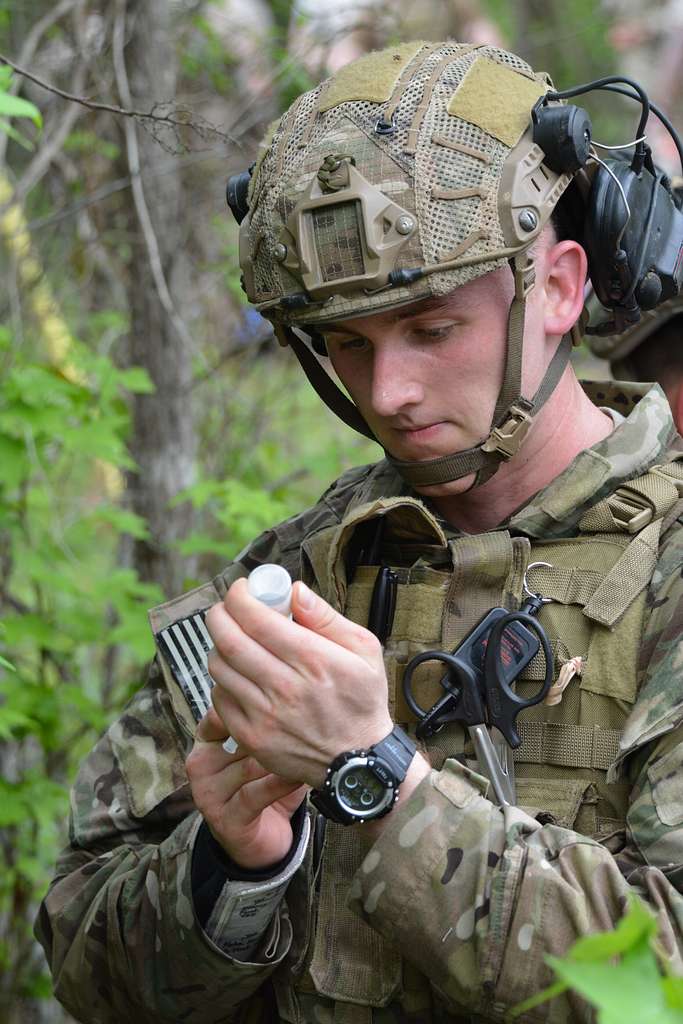 Medics from the 75th Ranger Regiment conduct combat - PICRYL - Public ...