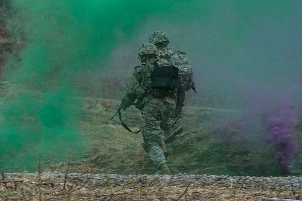 Paratroopers with Charlie Company, 3rd Battalion (Airborne) - NARA ...