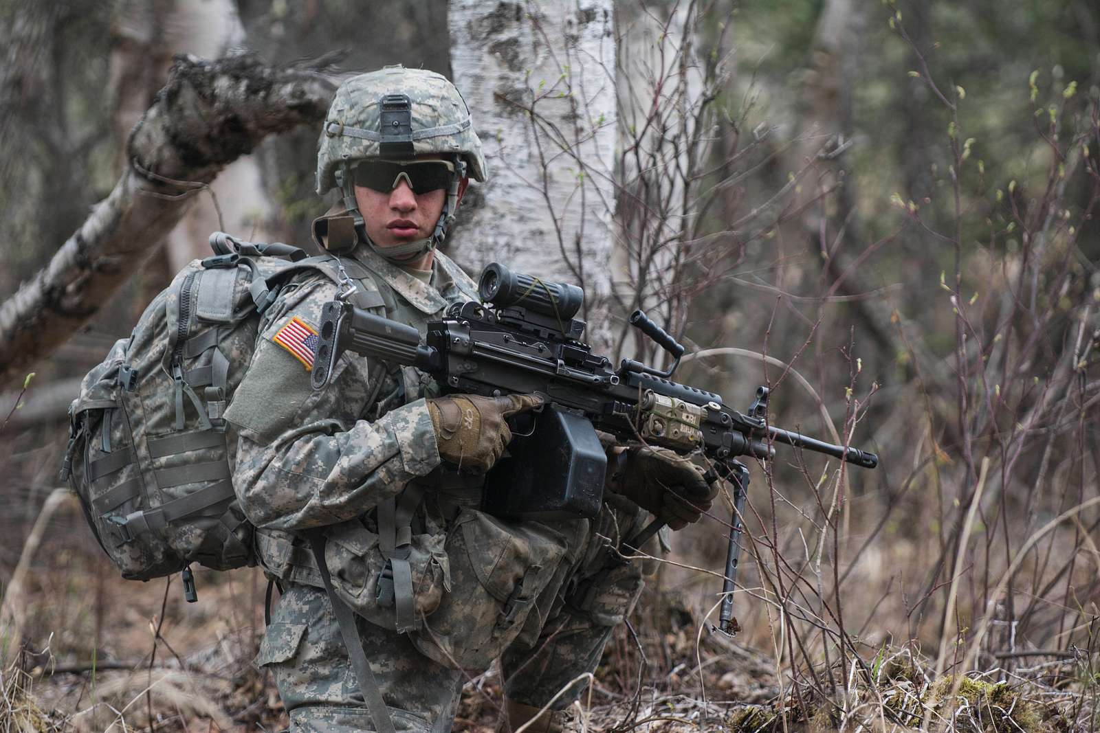 A Paratrooper With Dog Company, 3rd Battalion (airborne) - Nara & Dvids 