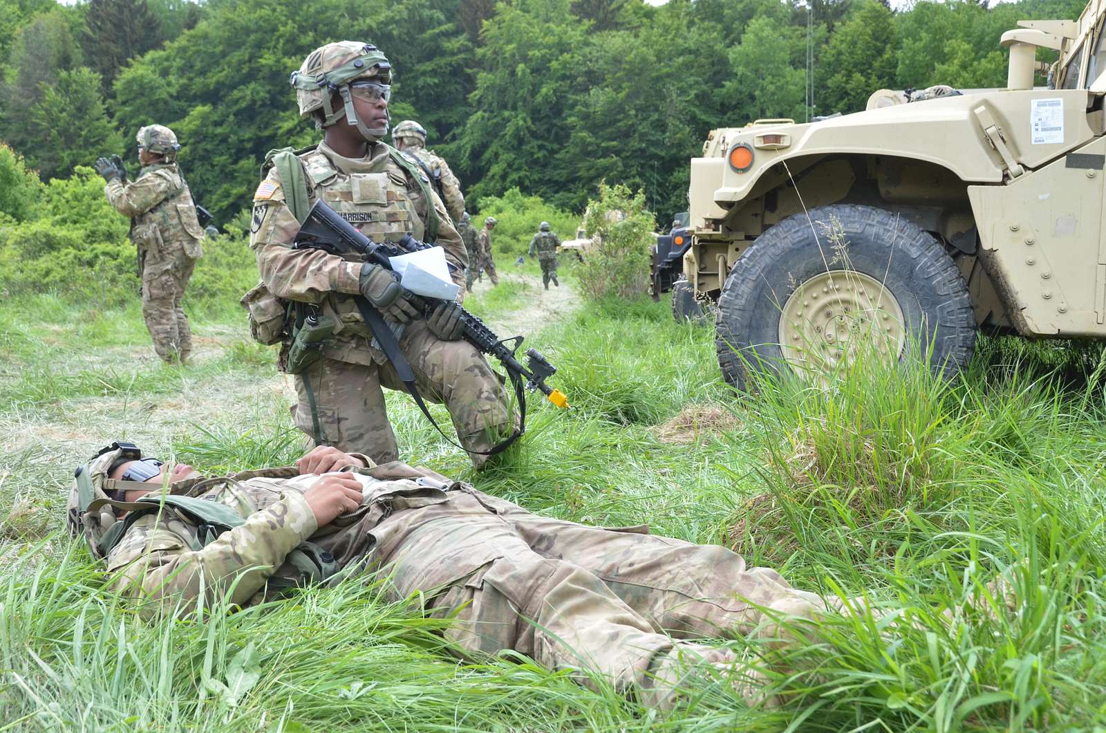 A U.S. Soldier of 10th Brigade Engineer Battalion, - NARA & DVIDS ...