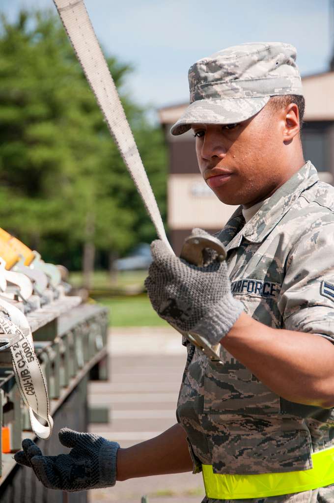 New Jersey Grand Master leads Airmen in PT alternative > 108th Wing >  Display