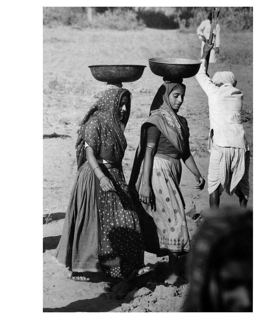 women-construction-workers-in-india-are-pictured-here-nara-dvids